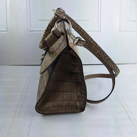 Claudia Firenze Croc Embossed Leather Cream Colored Satchel/ Bag - Picture 13 of 16